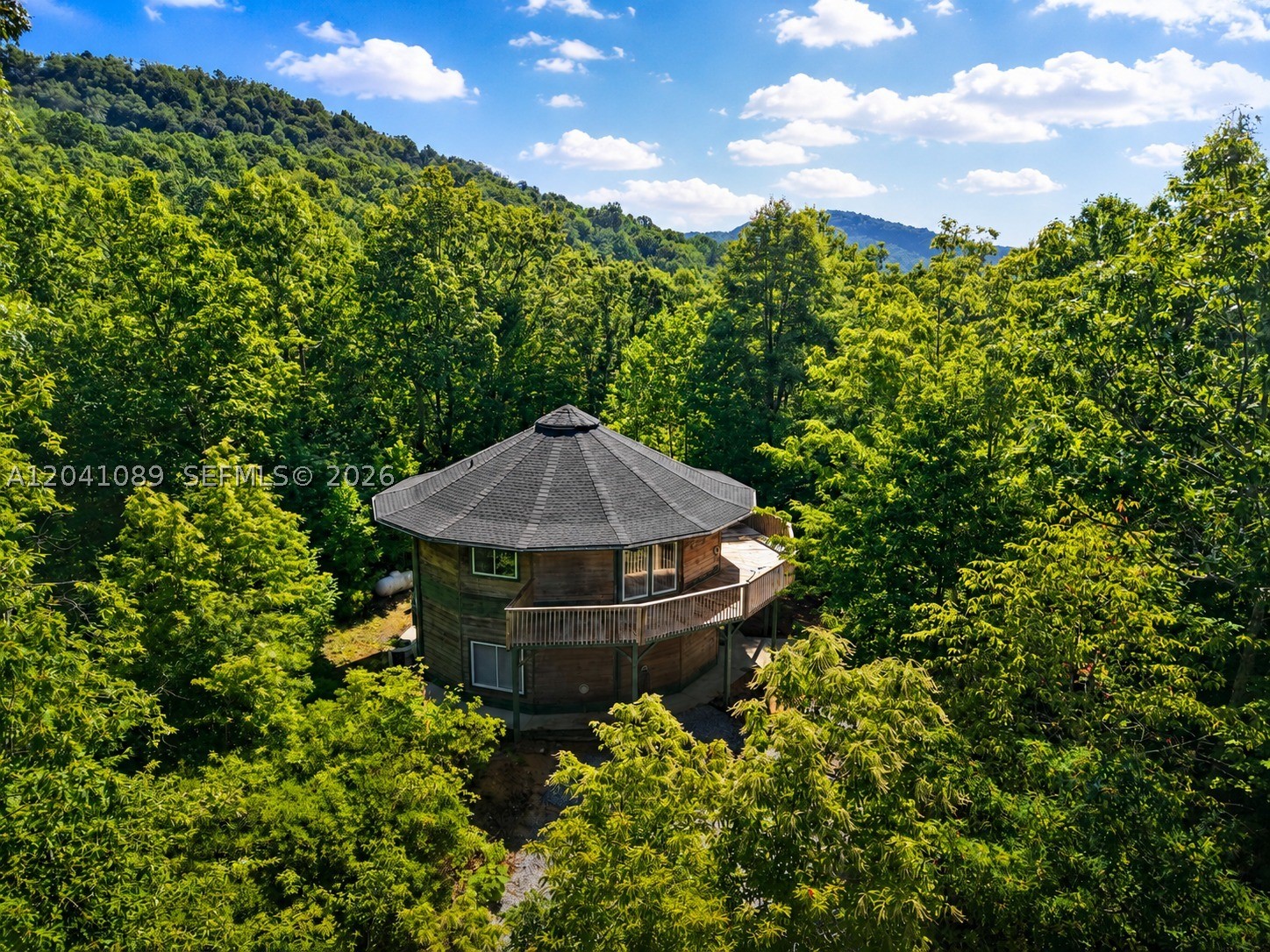 688 Rhododendron Drive, Old Fort