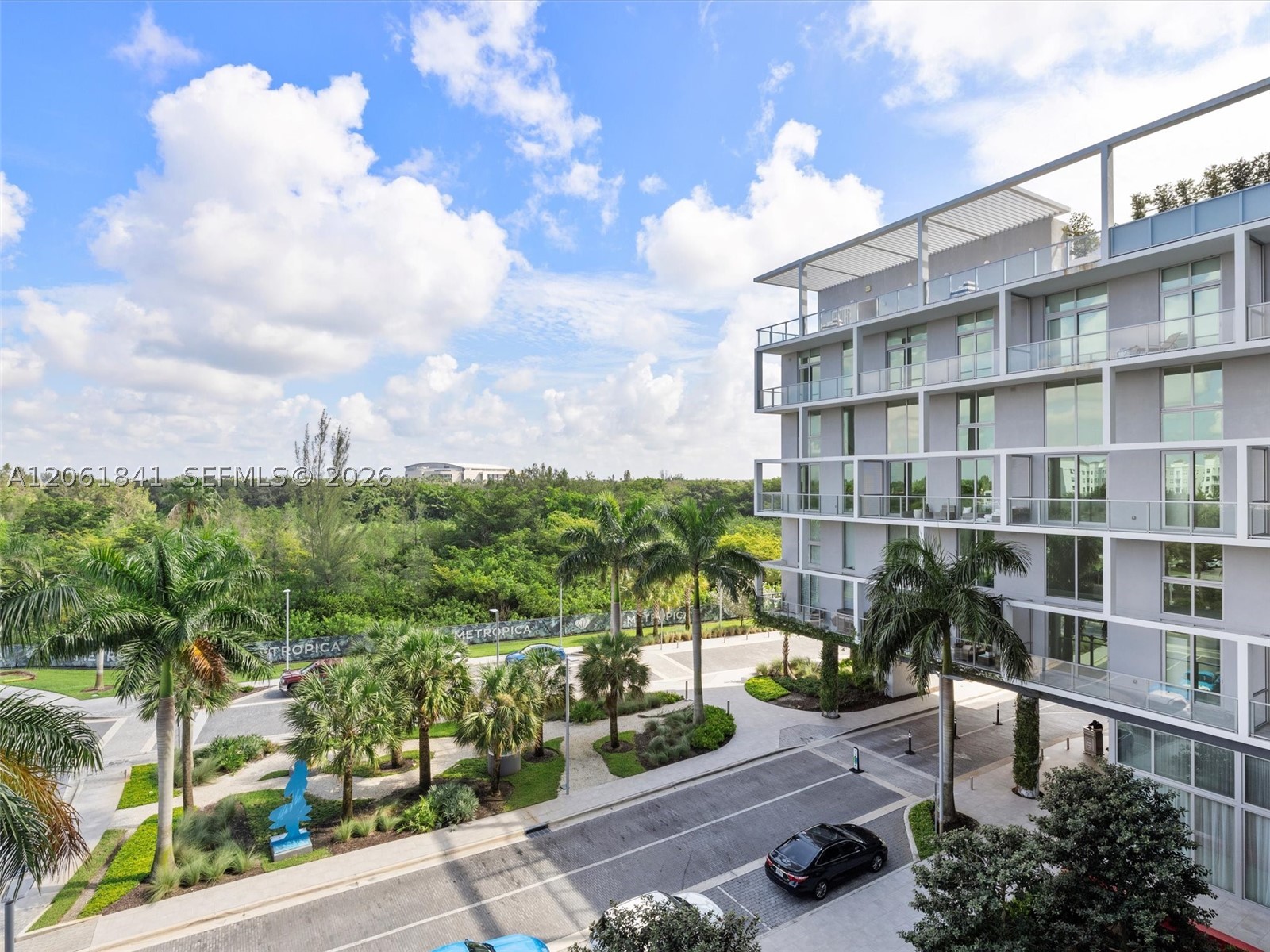 2000 Metropica Way 502