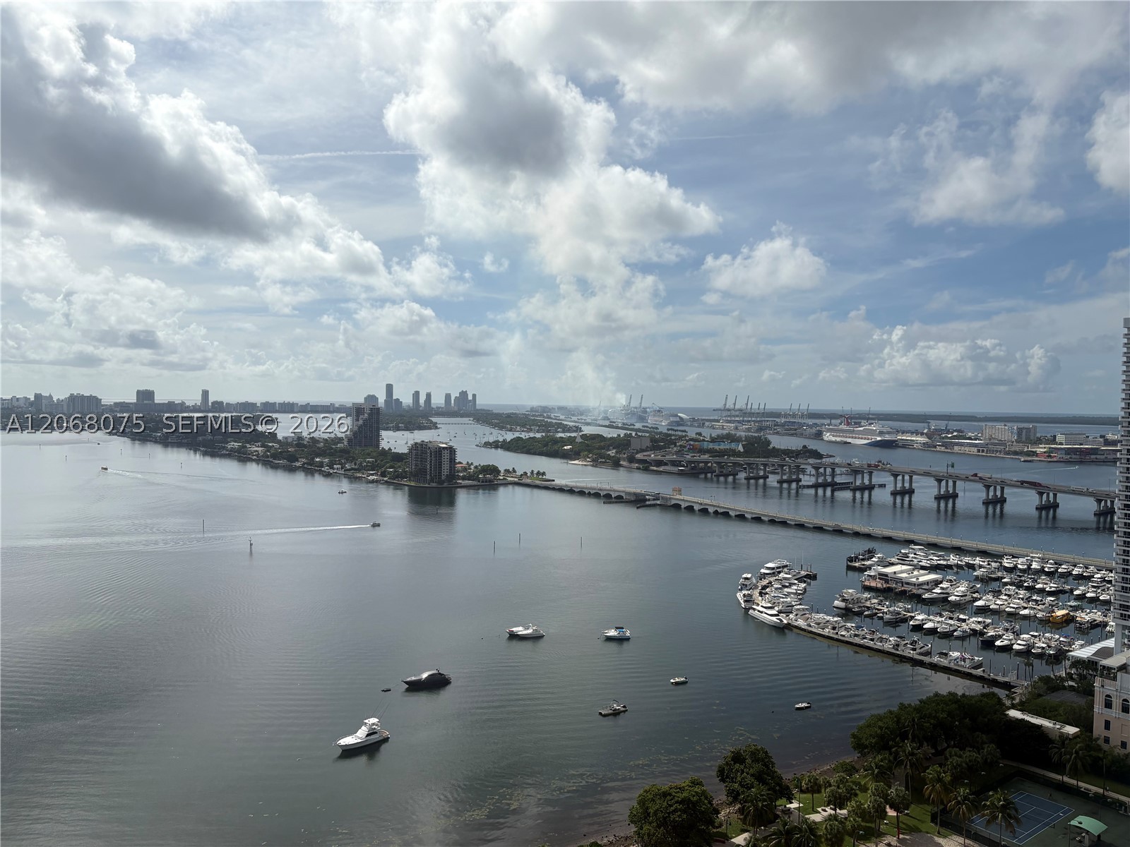 1800 N Bayshore Dr 3007