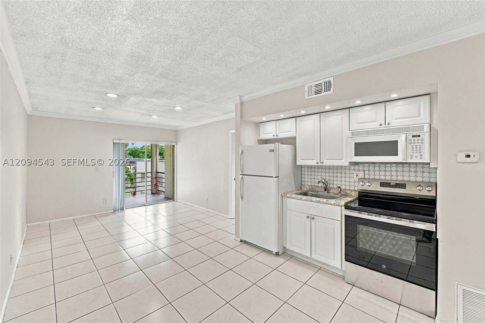 2700 Riverside Dr 302-B