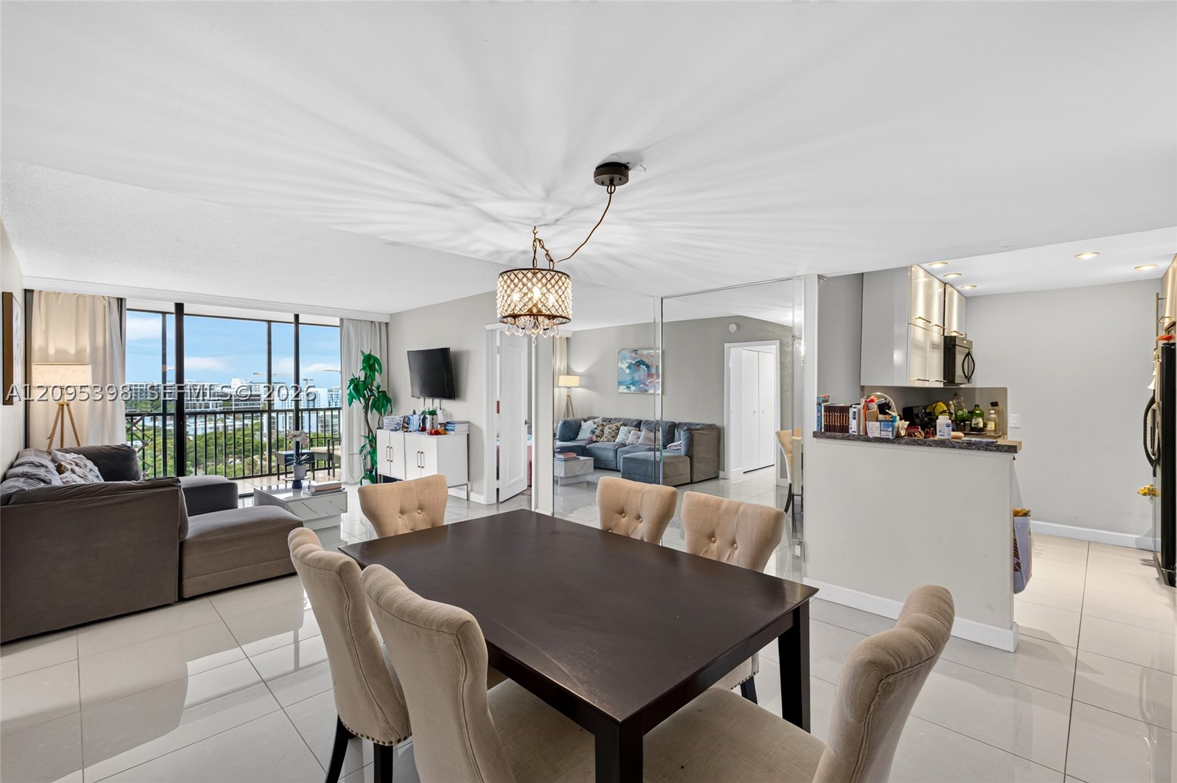 20335 W Country Club Dr 1402