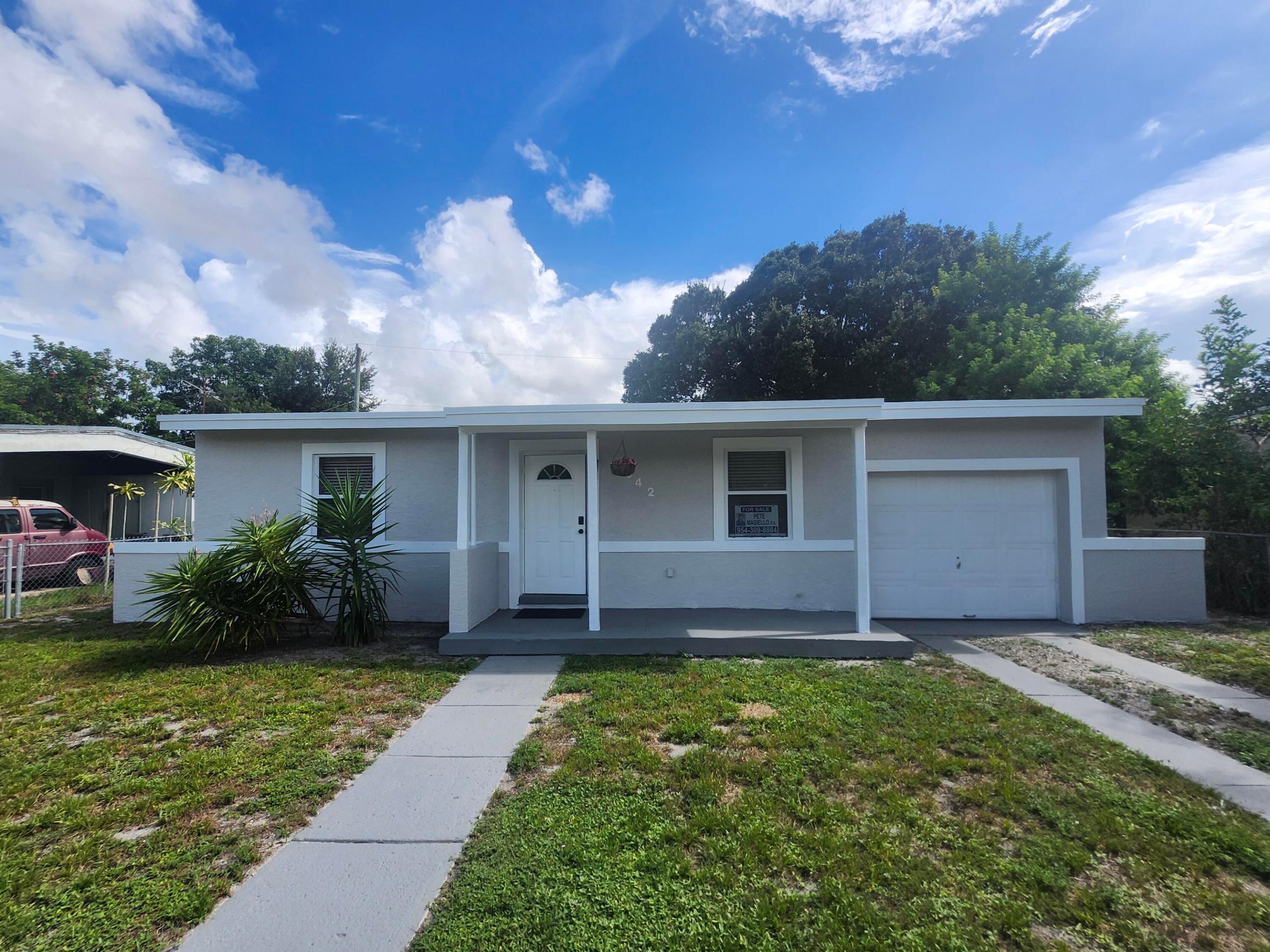 942 NW 12th Street