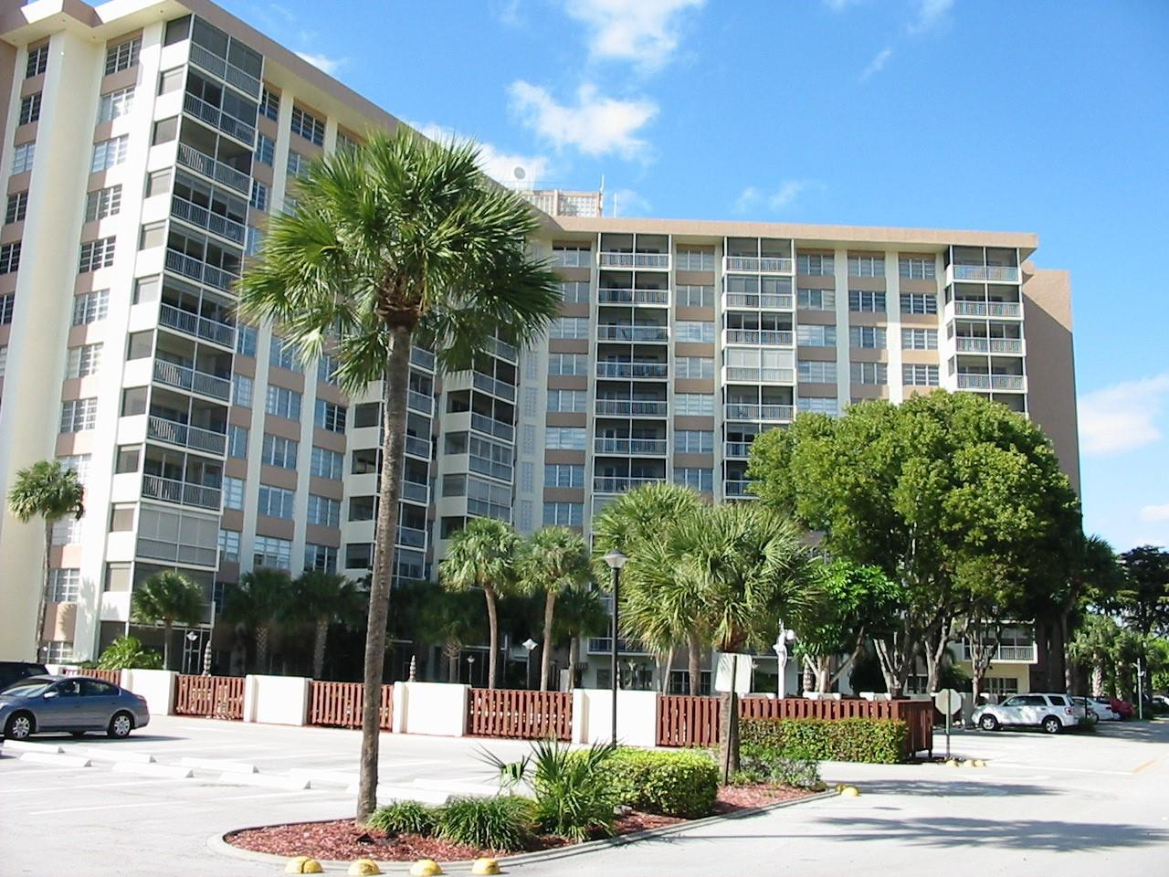 10777 W Sample Road 1104