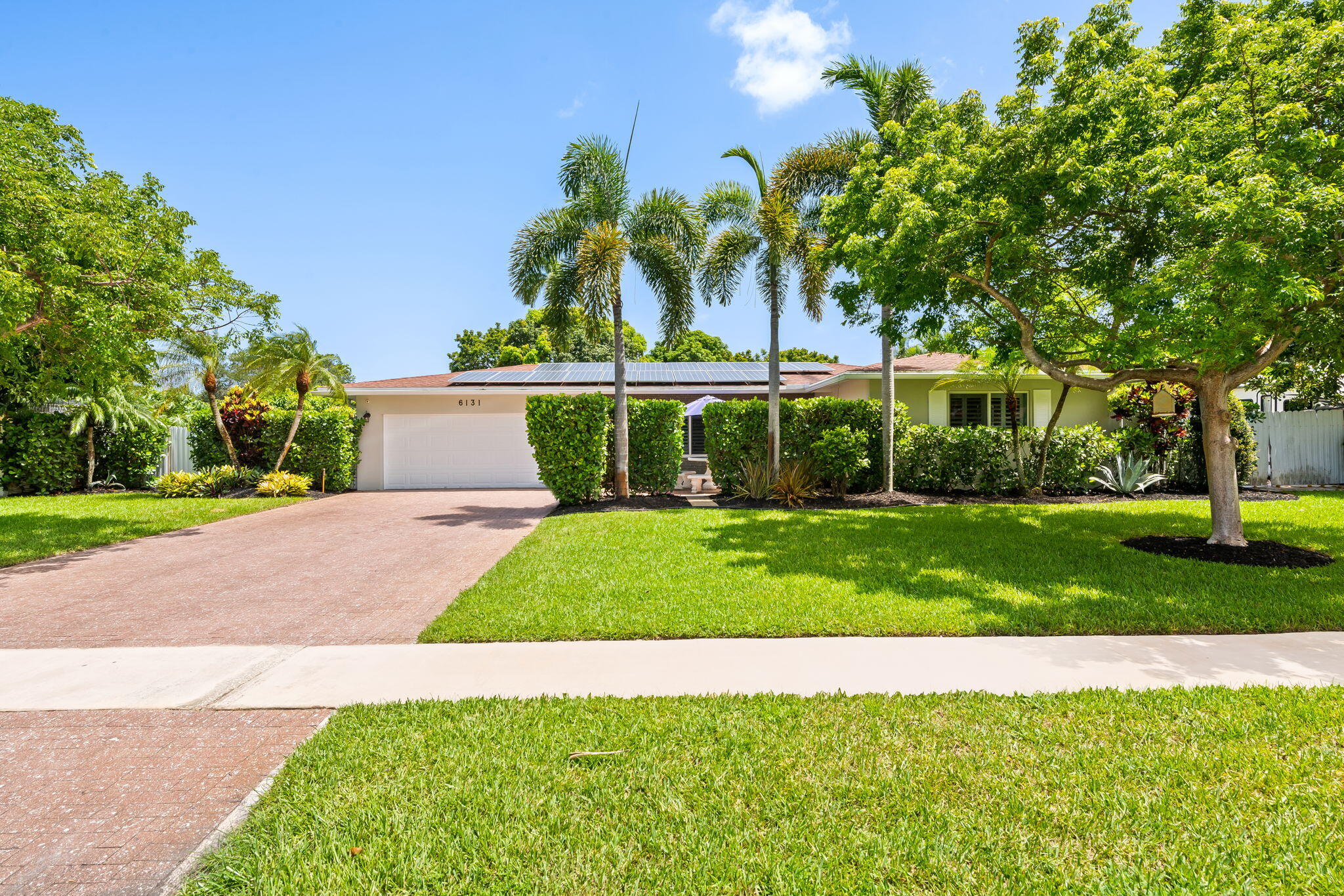 6131 SW 8th Street