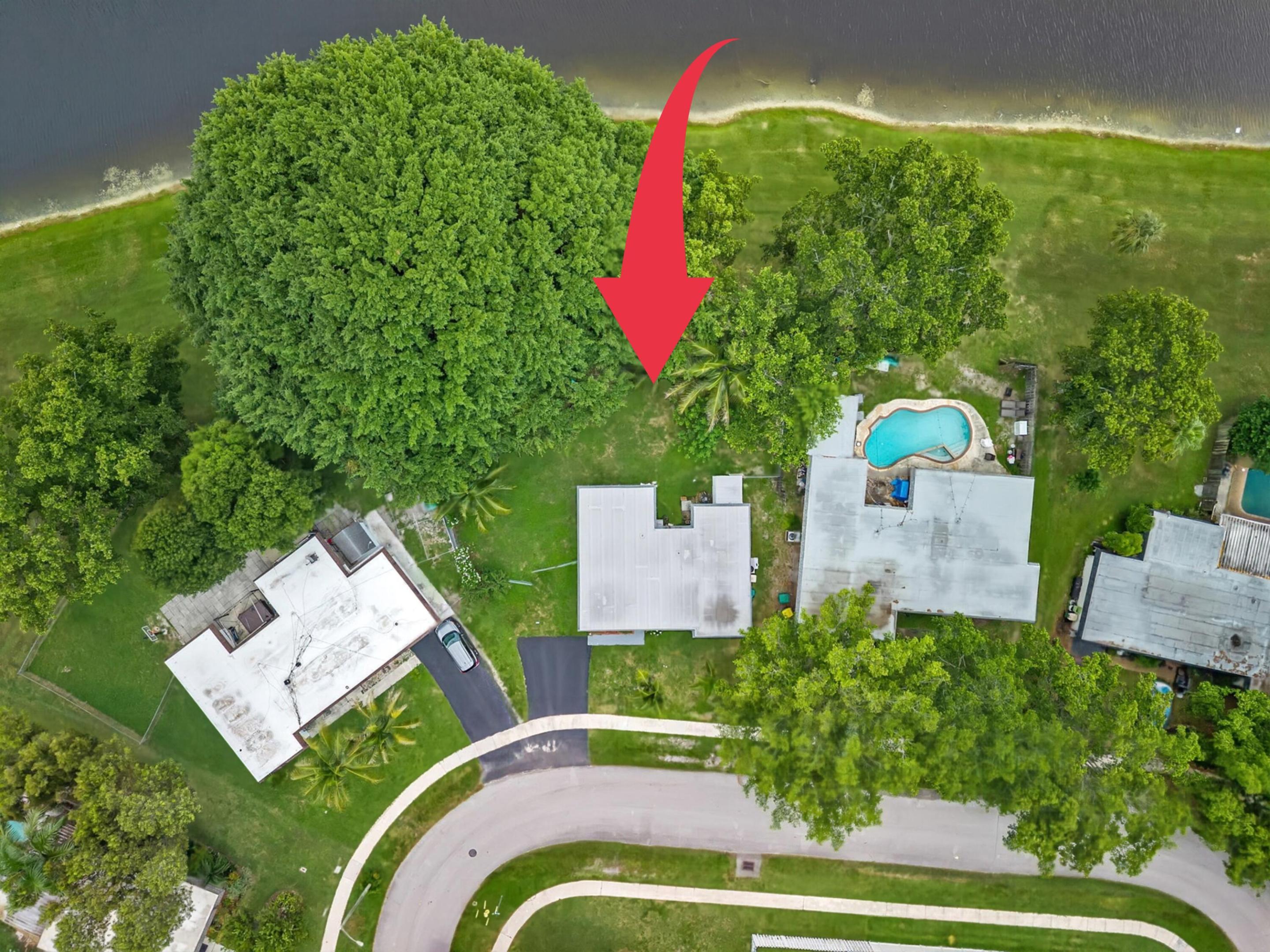 6807 NW 80TH Court