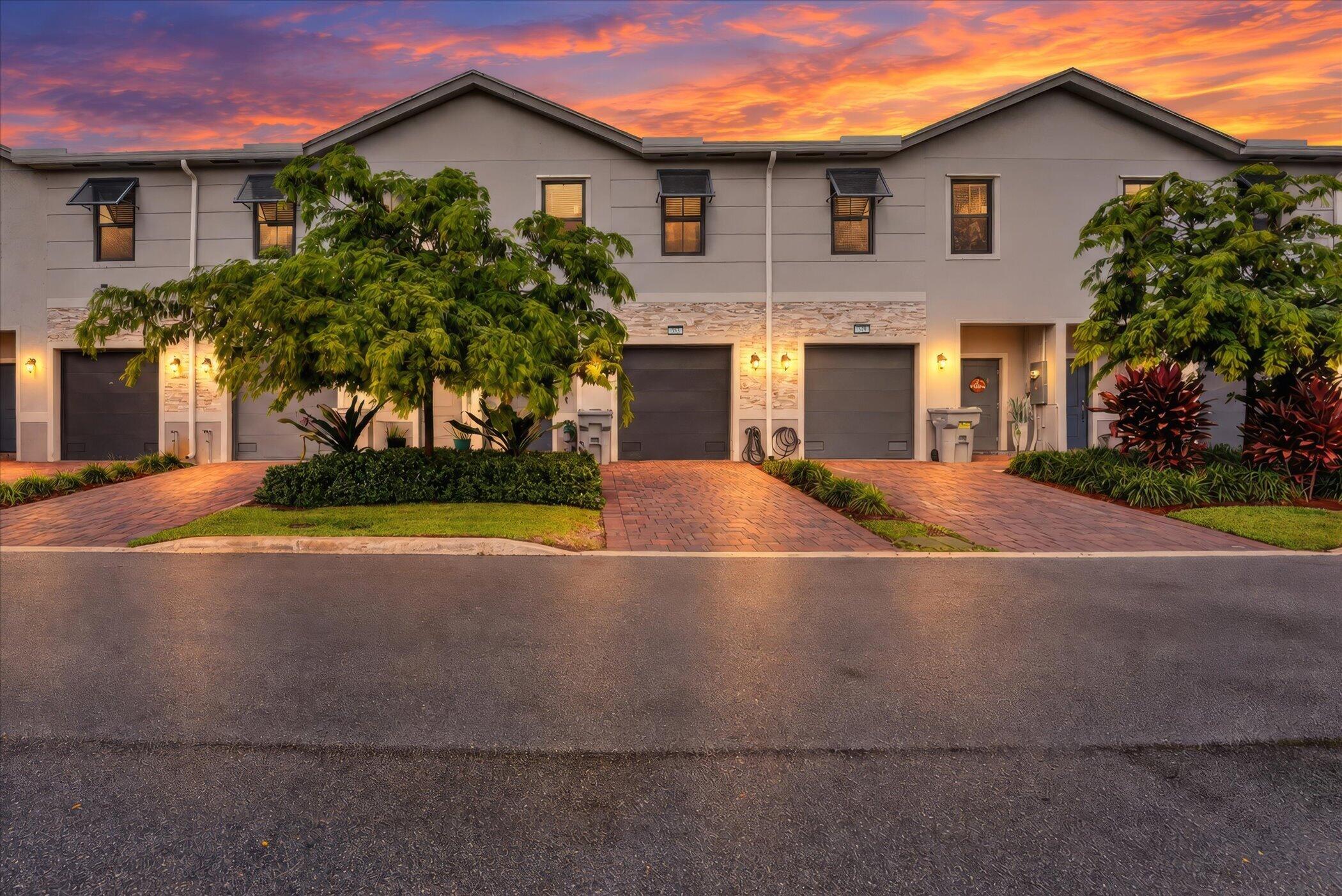 353 NW 9TH Street