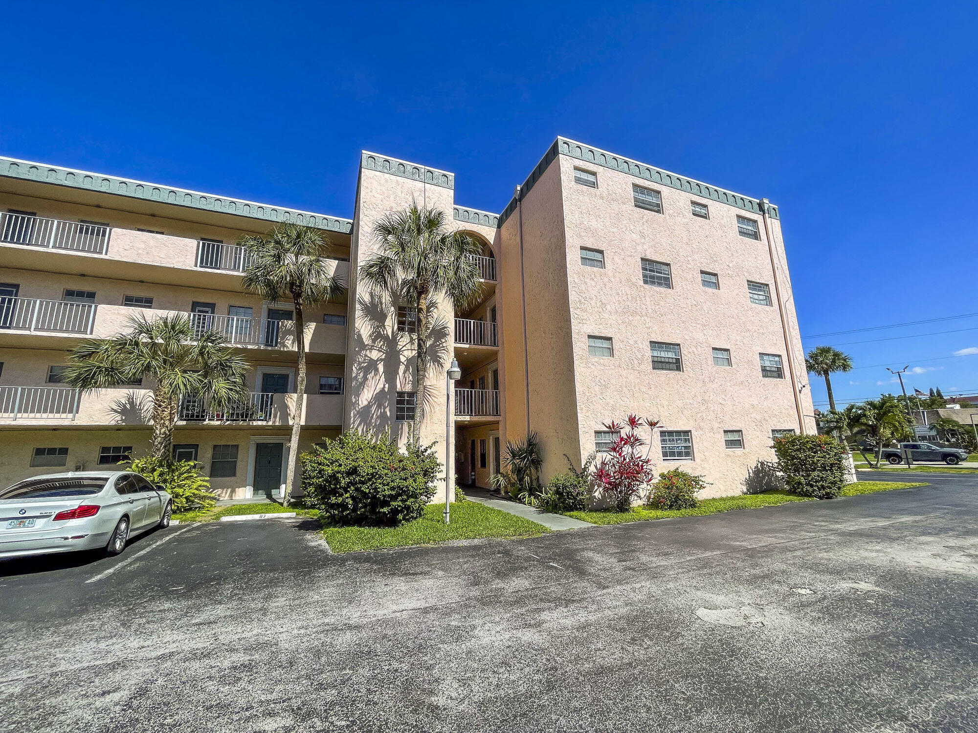 4281 NW 41ST Street 320