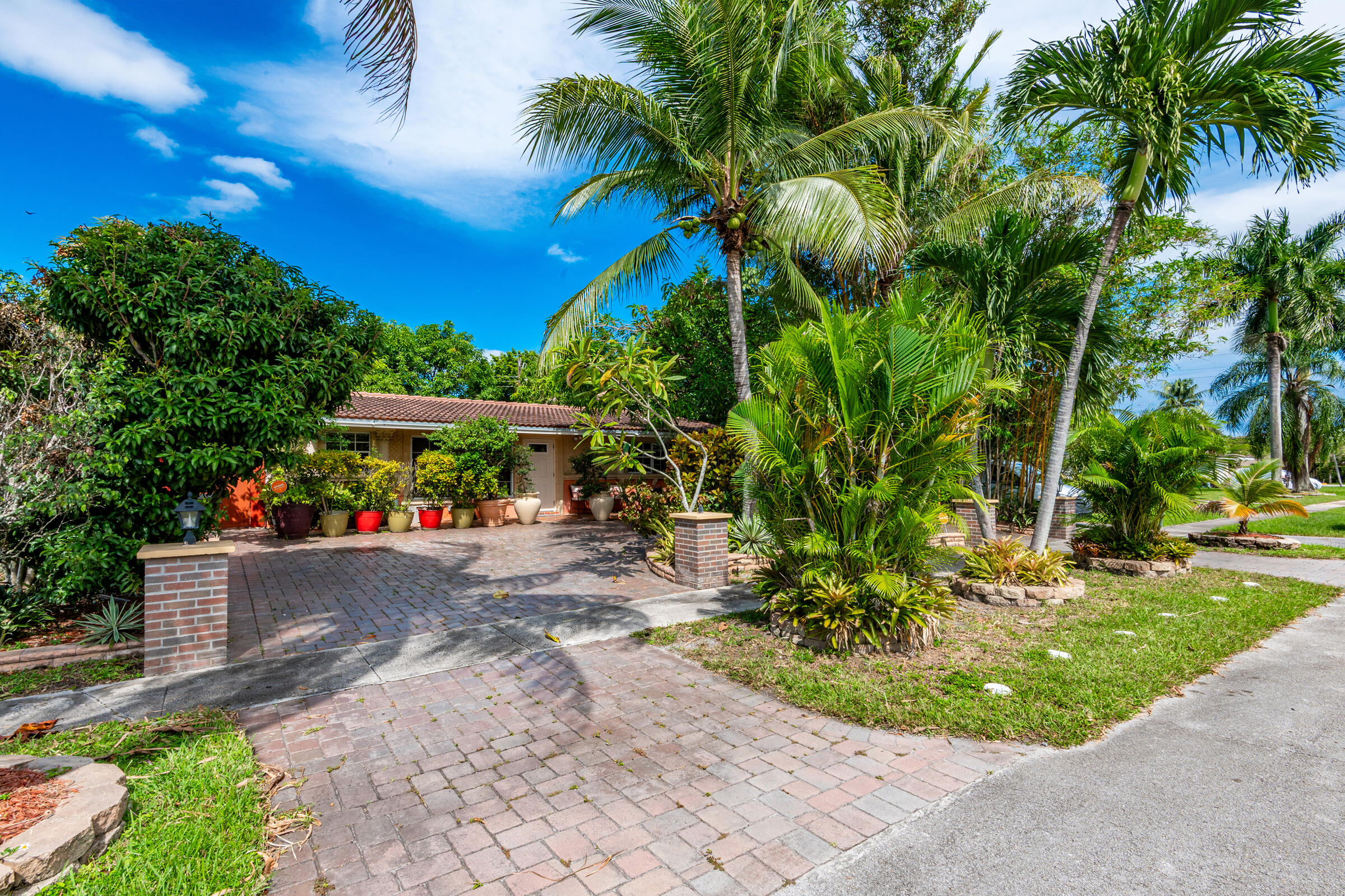 6441 NW 29TH Court