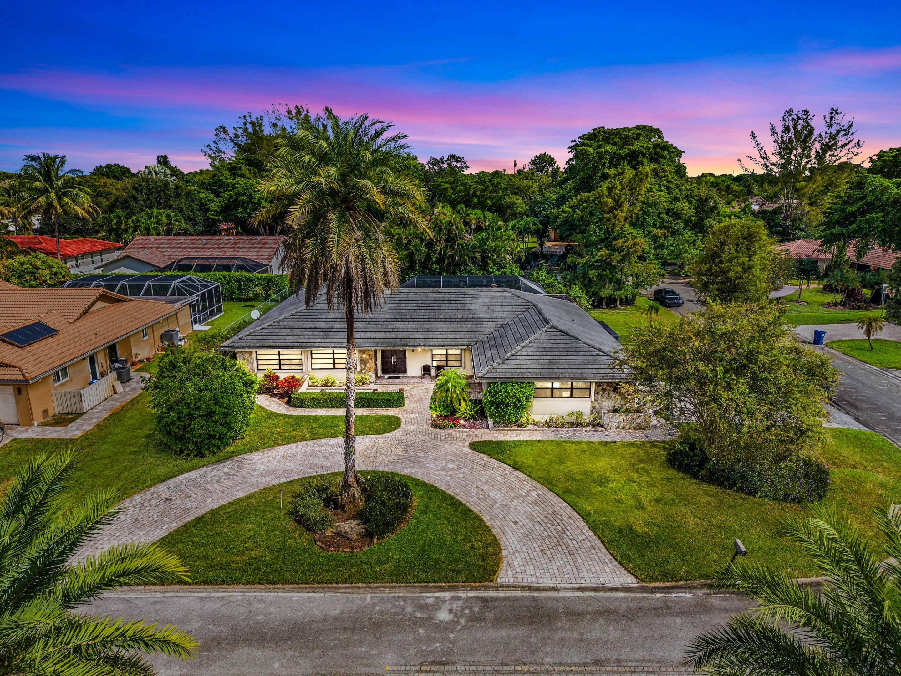 213 NW 94TH Way